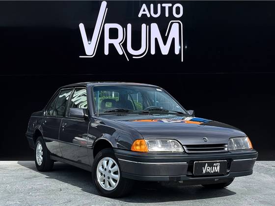 CHEVROLET MONZA 2.0 EFI CLASS 8V GASOLINA 4P MANUAL